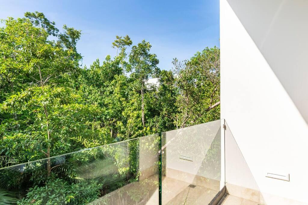 Luxurious At Exclusive Gated Community La Privada Aldea Zama, 5 Bedroom Private Pool & Concierge Service Villa Tulum
