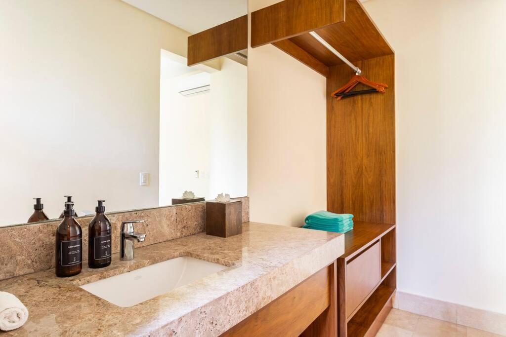 Luxurious At Exclusive Gated Community La Privada Aldea Zama, 5 Bedroom Private Pool & Concierge Service *