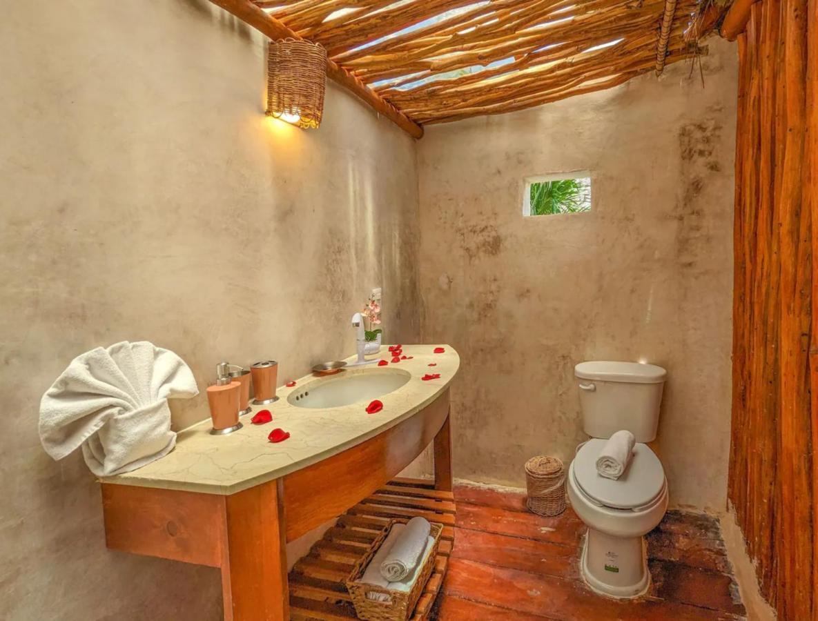 Xhule Boutique Hotel 4*