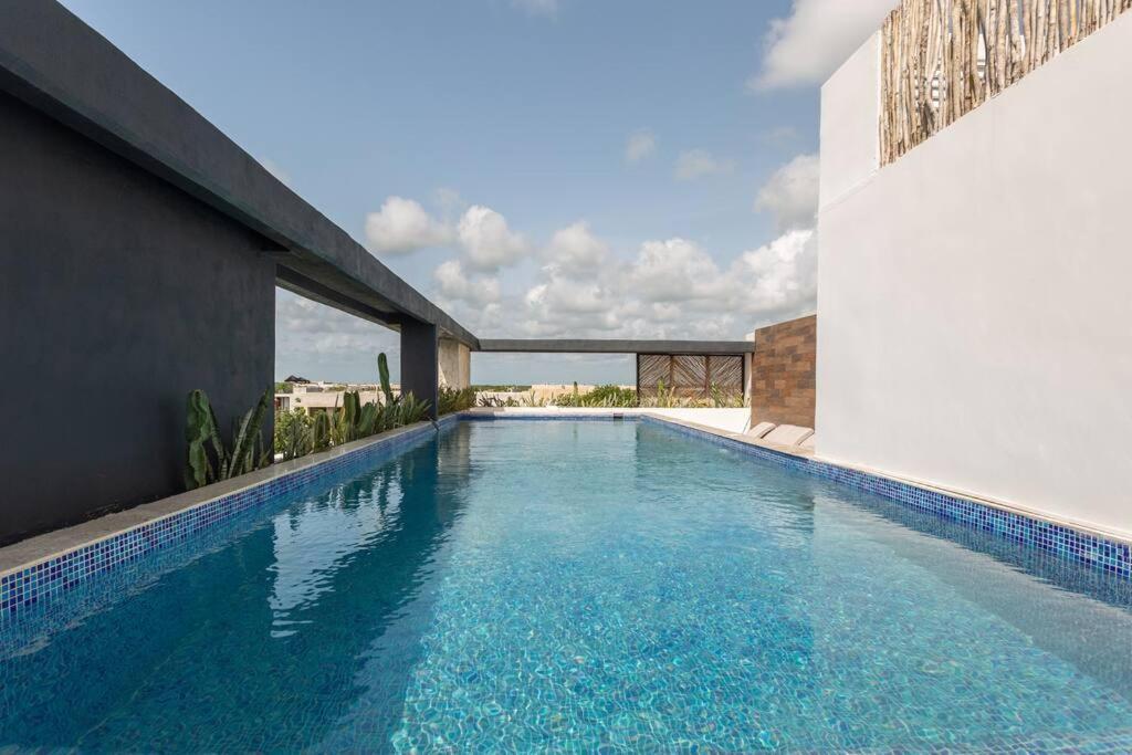 New! Luxury With Plunge Pool & Theater Apartamento