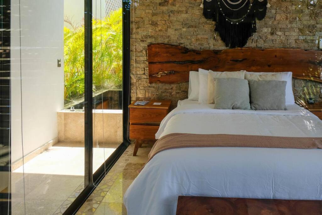 And Relax In The Jungle Of 4001 Tulum