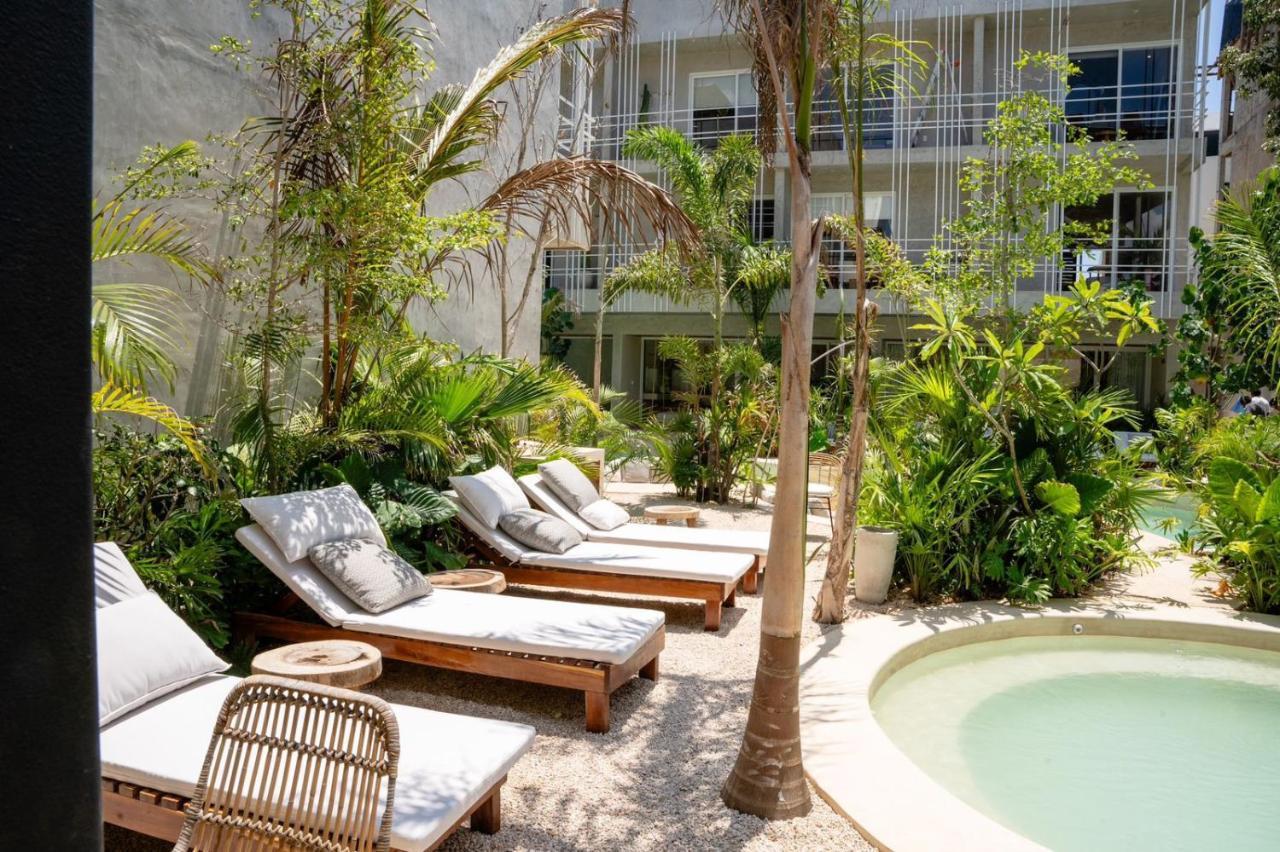 Jungle Chic *