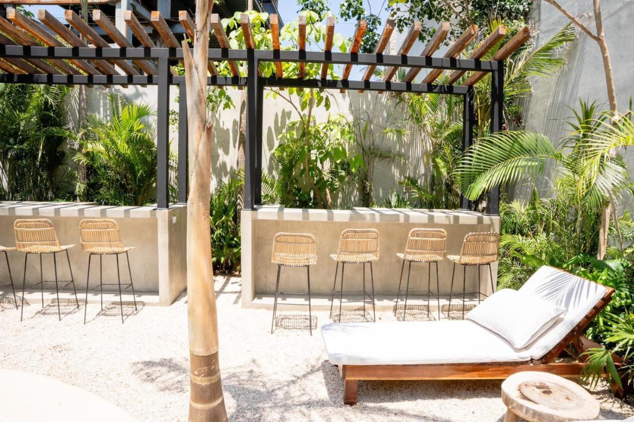 Jungle Chic