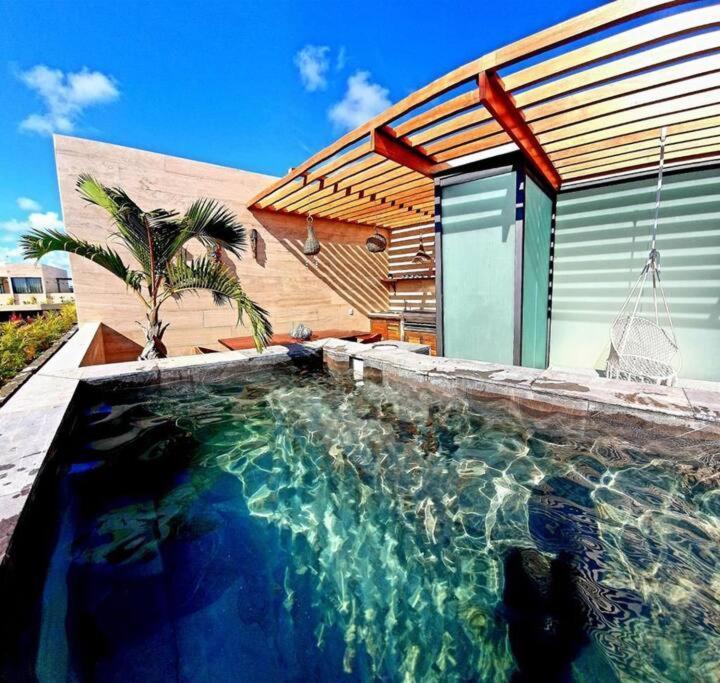Mistiq Pent House 3 Recamaras, 3 Banos, Sala, Comedor, Terraza Y Jacuzzi Apartamento *
