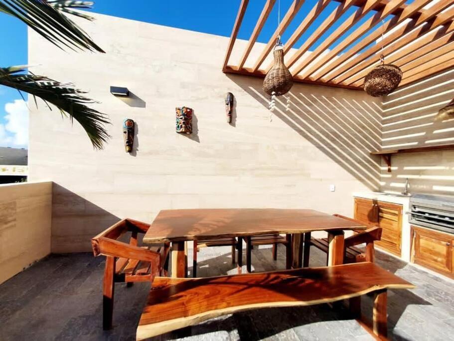 Mistiq Pent House 3 Recamaras, 3 Banos, Sala, Comedor, Terraza Y Jacuzzi