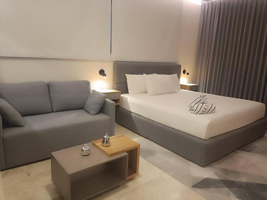 Centrico Estudio Con Balcon En Aldea Zama I Elena214 Apartamento