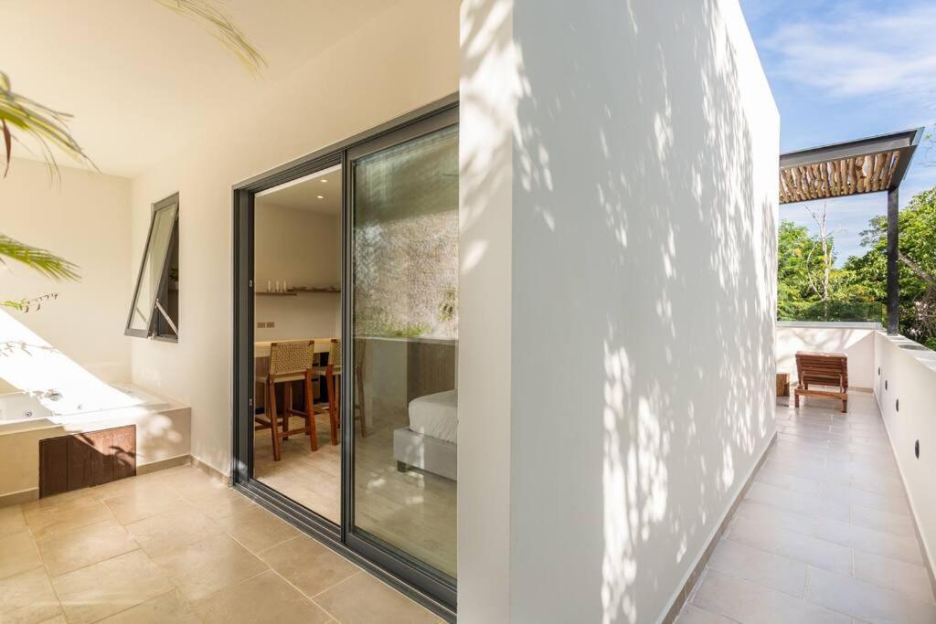 Villa El Paraiso Ikebana Oasis, Pool And Secured Space