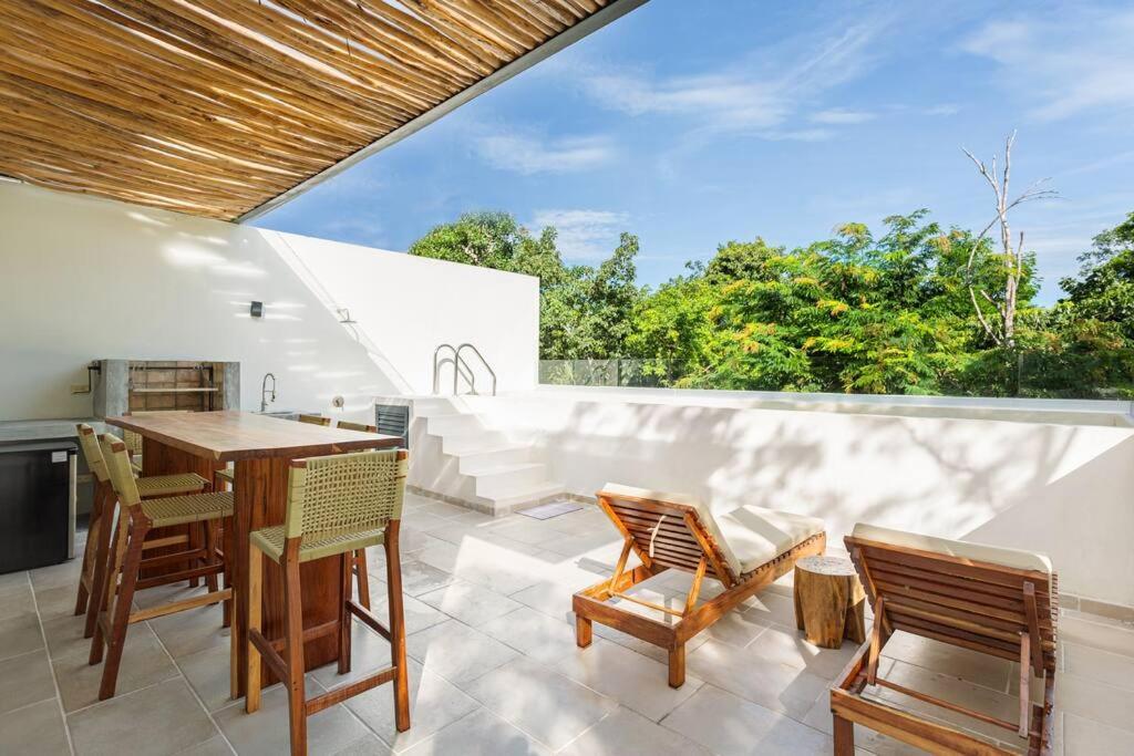 Villa El Paraiso Ikebana Oasis, Pool And Secured Space