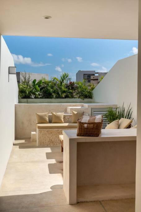 Private Pool With Great Comfort Aruna 305 *