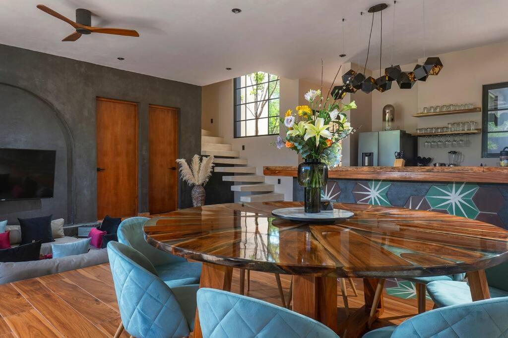 Villa Maison Siscolino 4bdrm W/ Swimup & Rooftop Pools Tulum