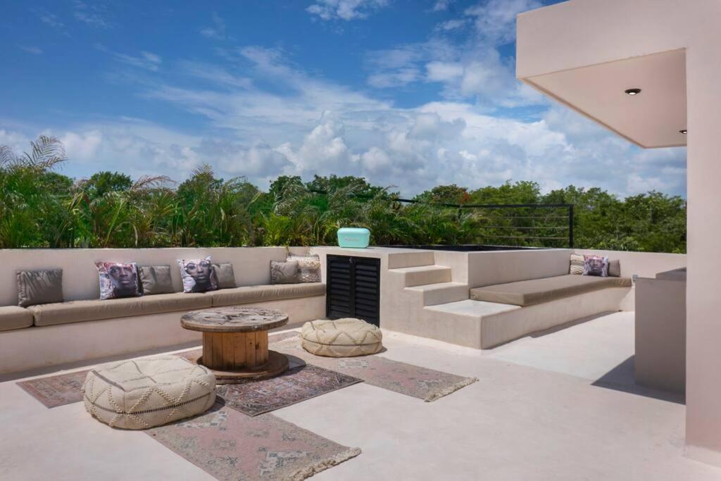 Villa Maison Siscolino 4bdrm W/ Swimup & Rooftop Pools Tulum