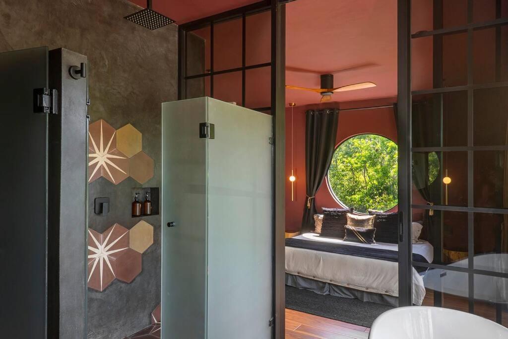 Maison Siscolino 4bdrm W/ Swimup & Rooftop Pools Villa *
