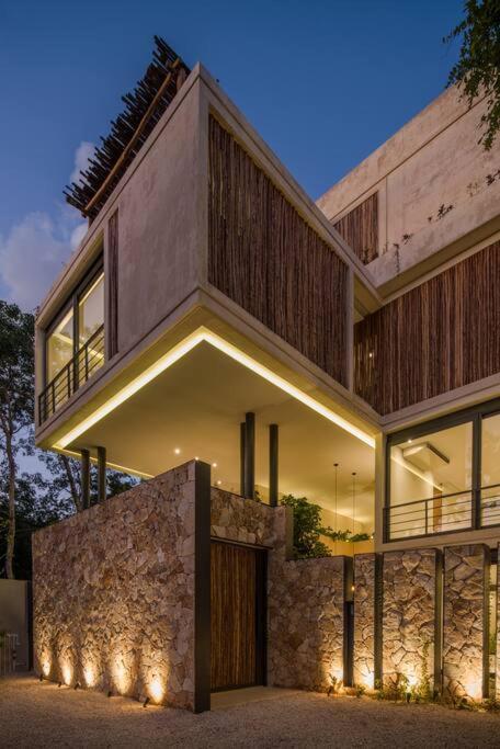 Beyond Amazing 3bd 2br/ Balcony Apartamento *