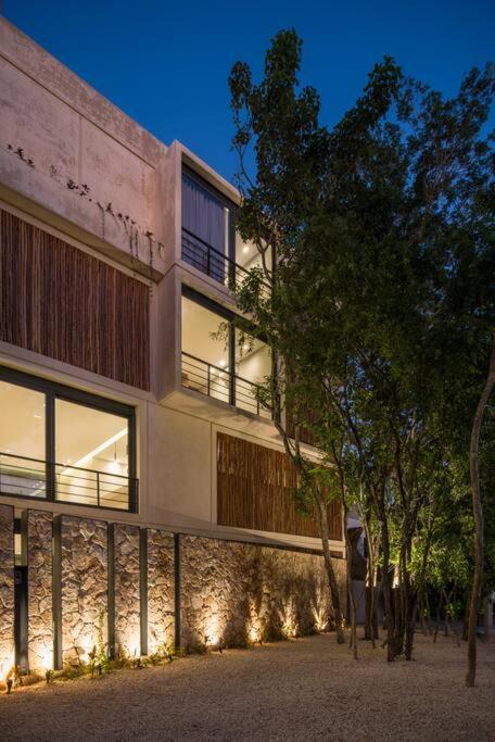 Beyond Amazing 3bd 2br/ Balcony Apartamento