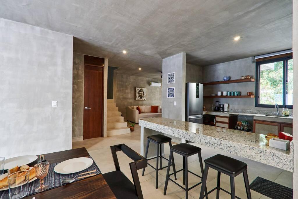 Palma Blanca Private Lux