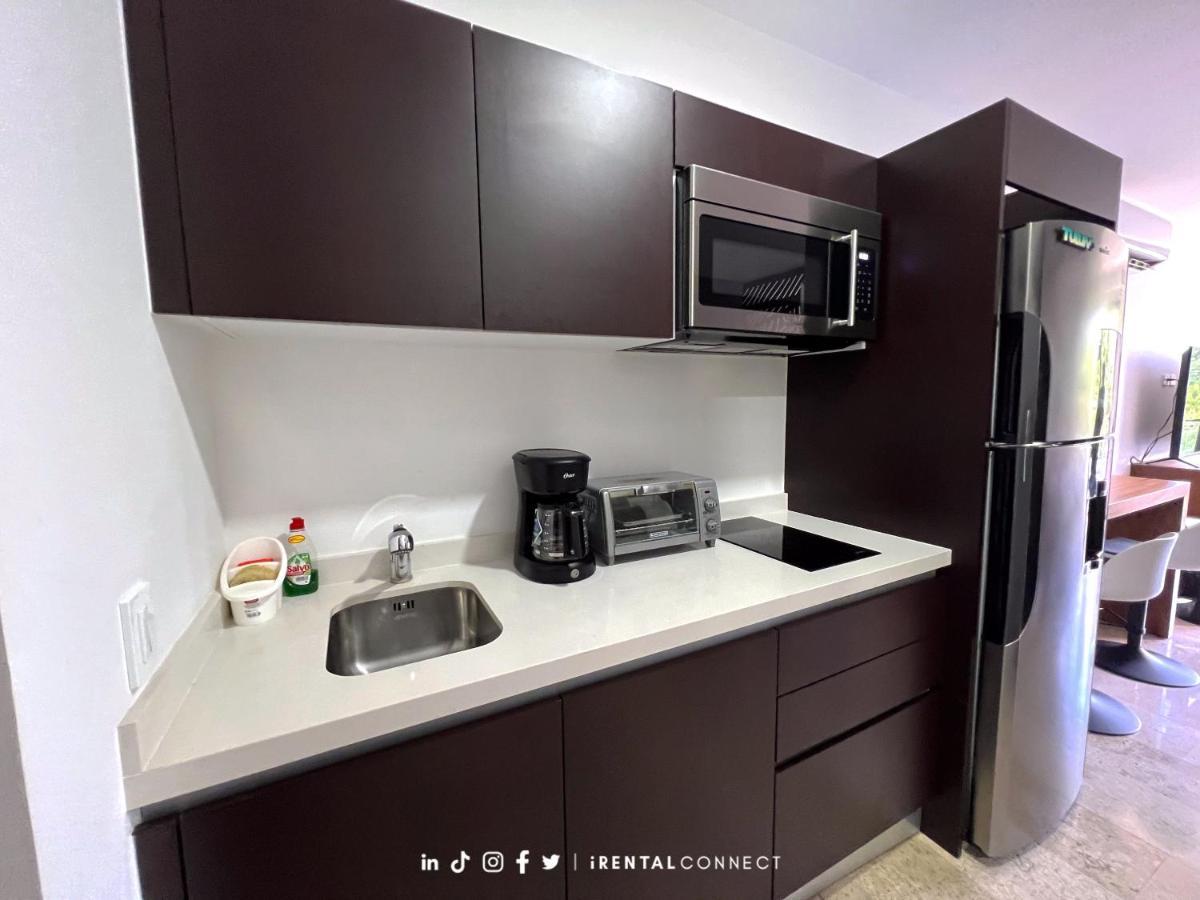New Studio P-3, Pool, Roof Top, Great Location Apartamento *