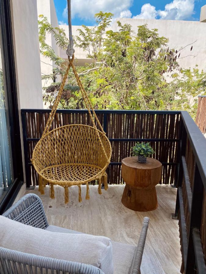 Luxurious Jungle