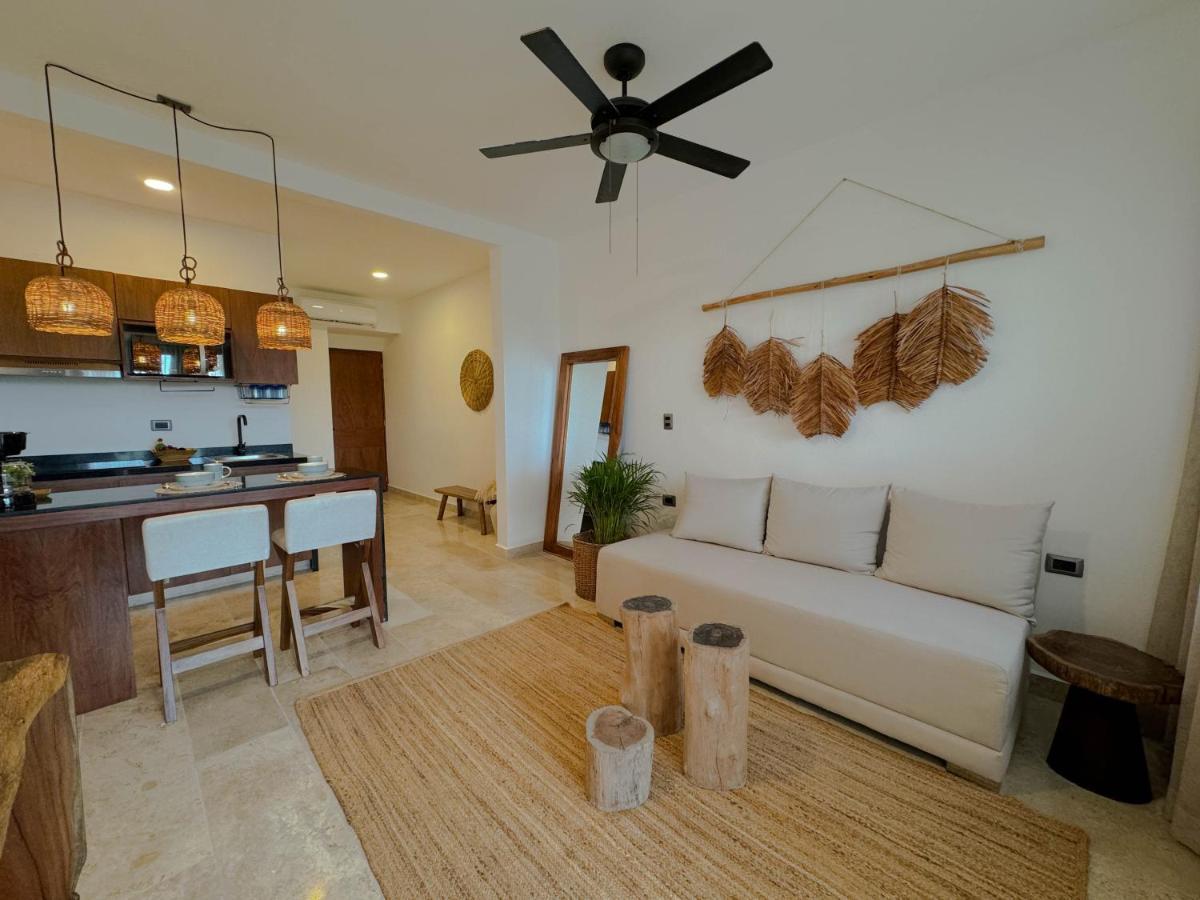 Charming One Bedroom Penthouse With Private Pool By Sandy Powerful *
