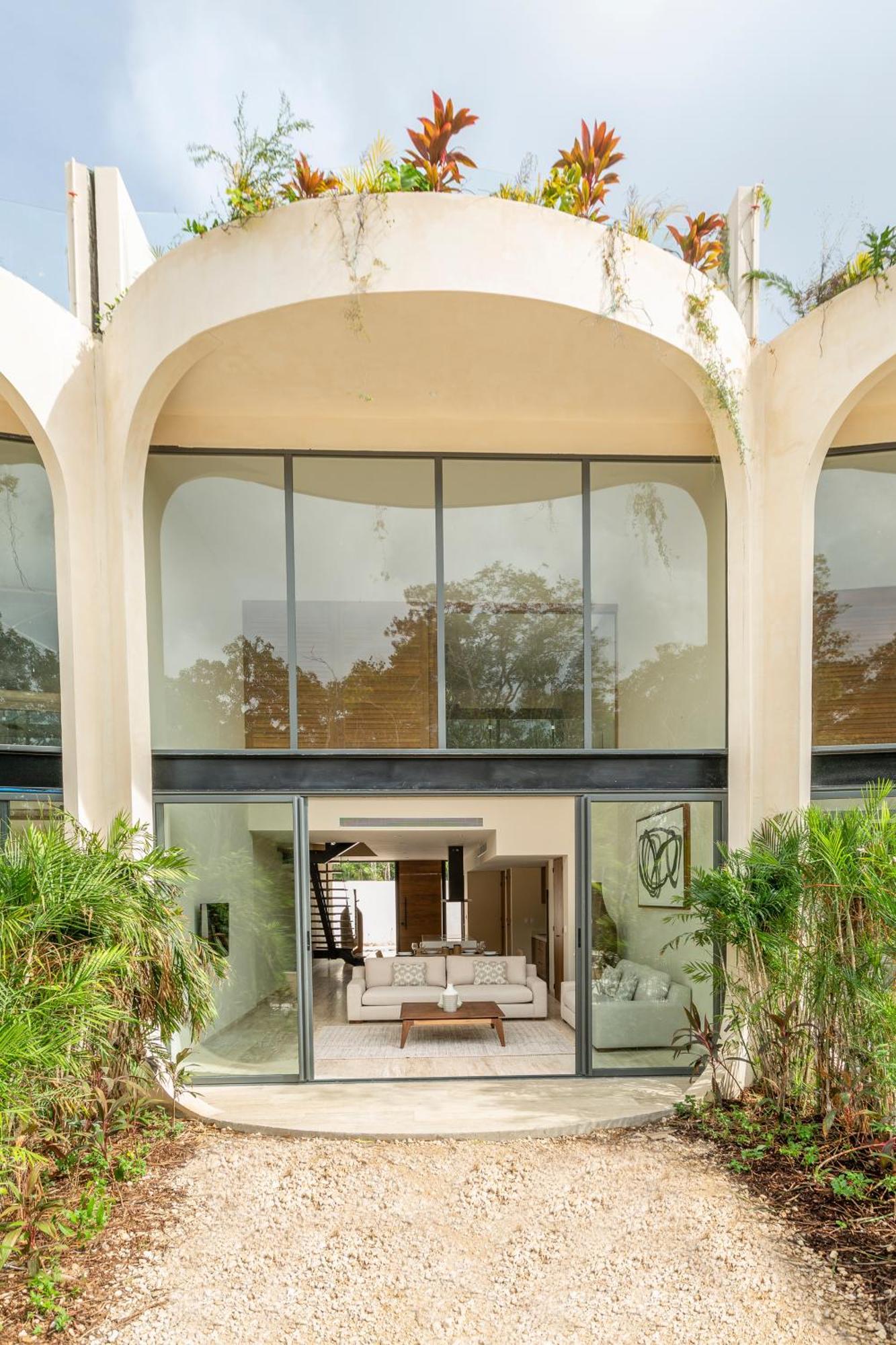 Mistiq Villa