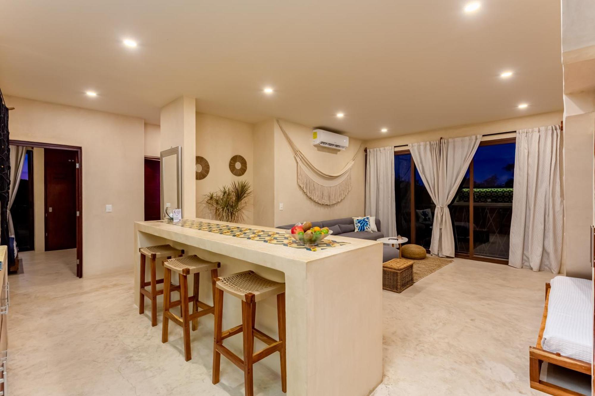 Penthouse With Private Pool *