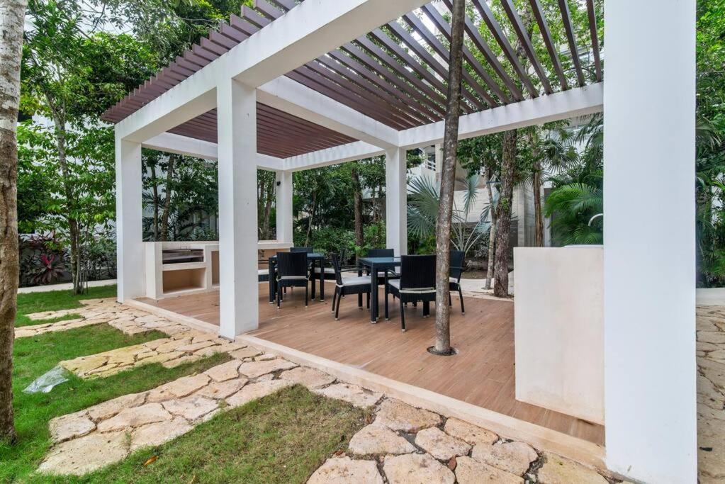 Apartamento Encanto Private Balcony 2 Pools Gym Only 5 Minutes To Beaches