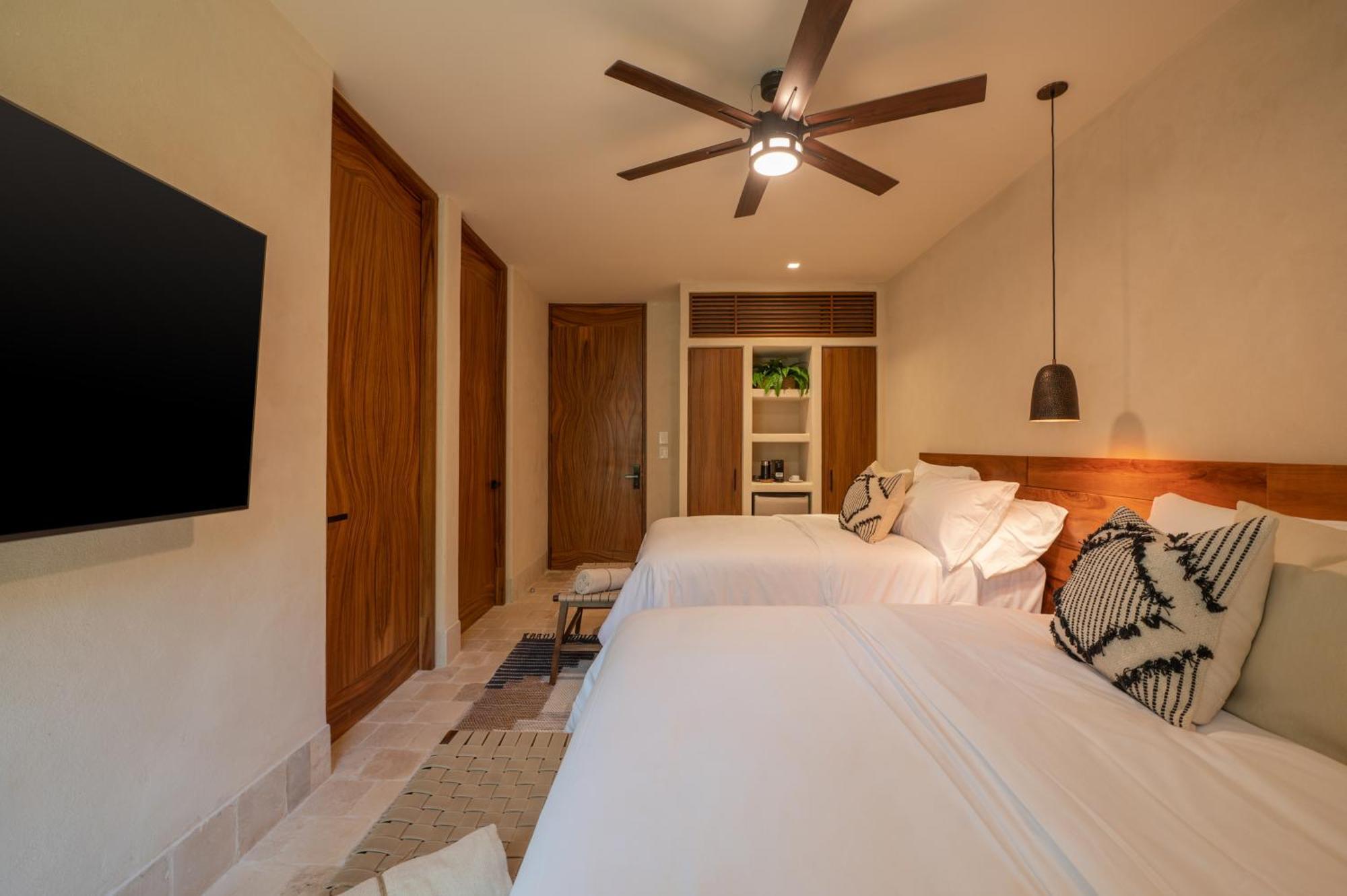 2br Boho Chic Style In By Solmar Apartamento