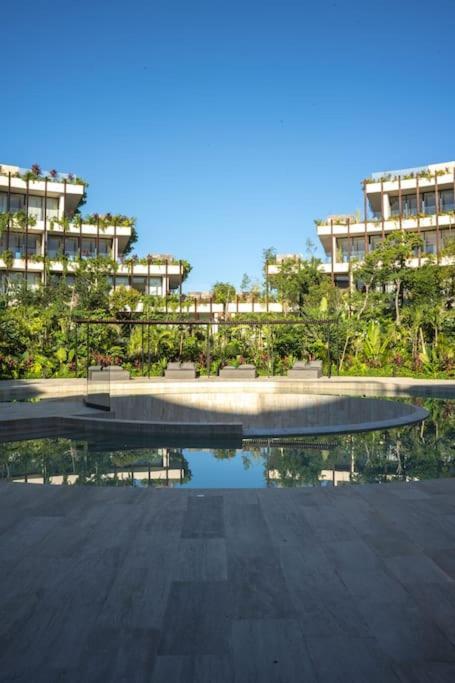 Mistiq Jungle Loft ~ Pool & Gym Apartamento