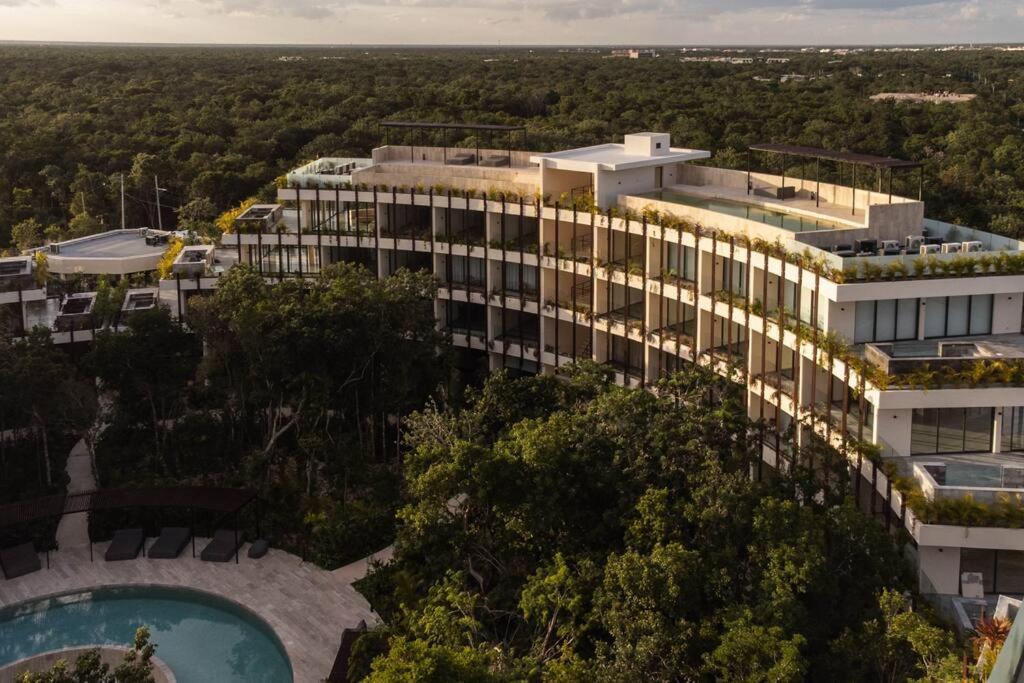 Mistiq Jungle * Tulum