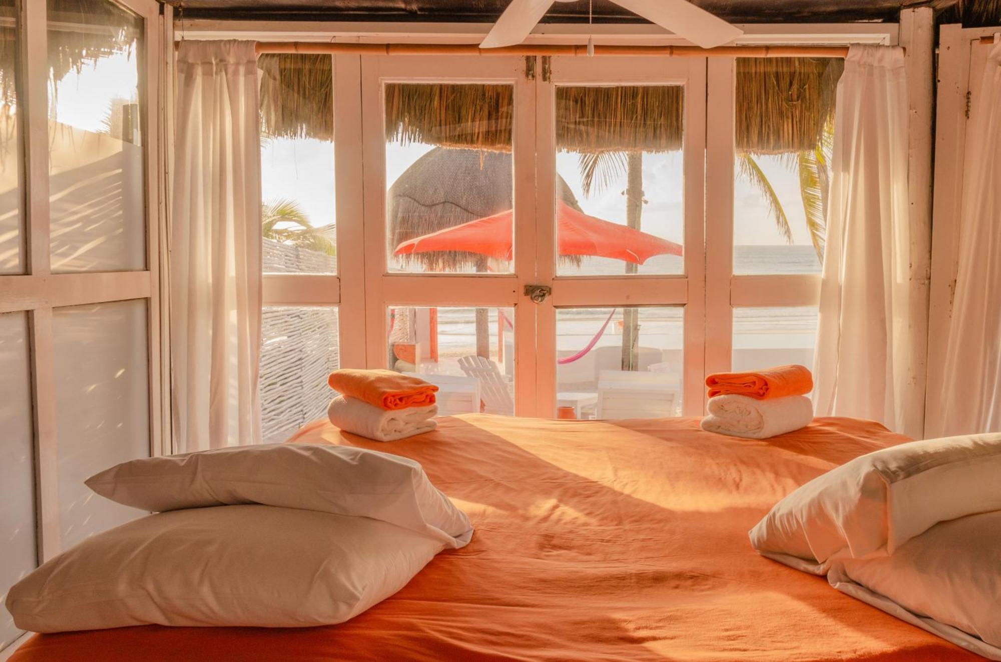 12br Beachfront Private With Infinity Pool By Solmar *