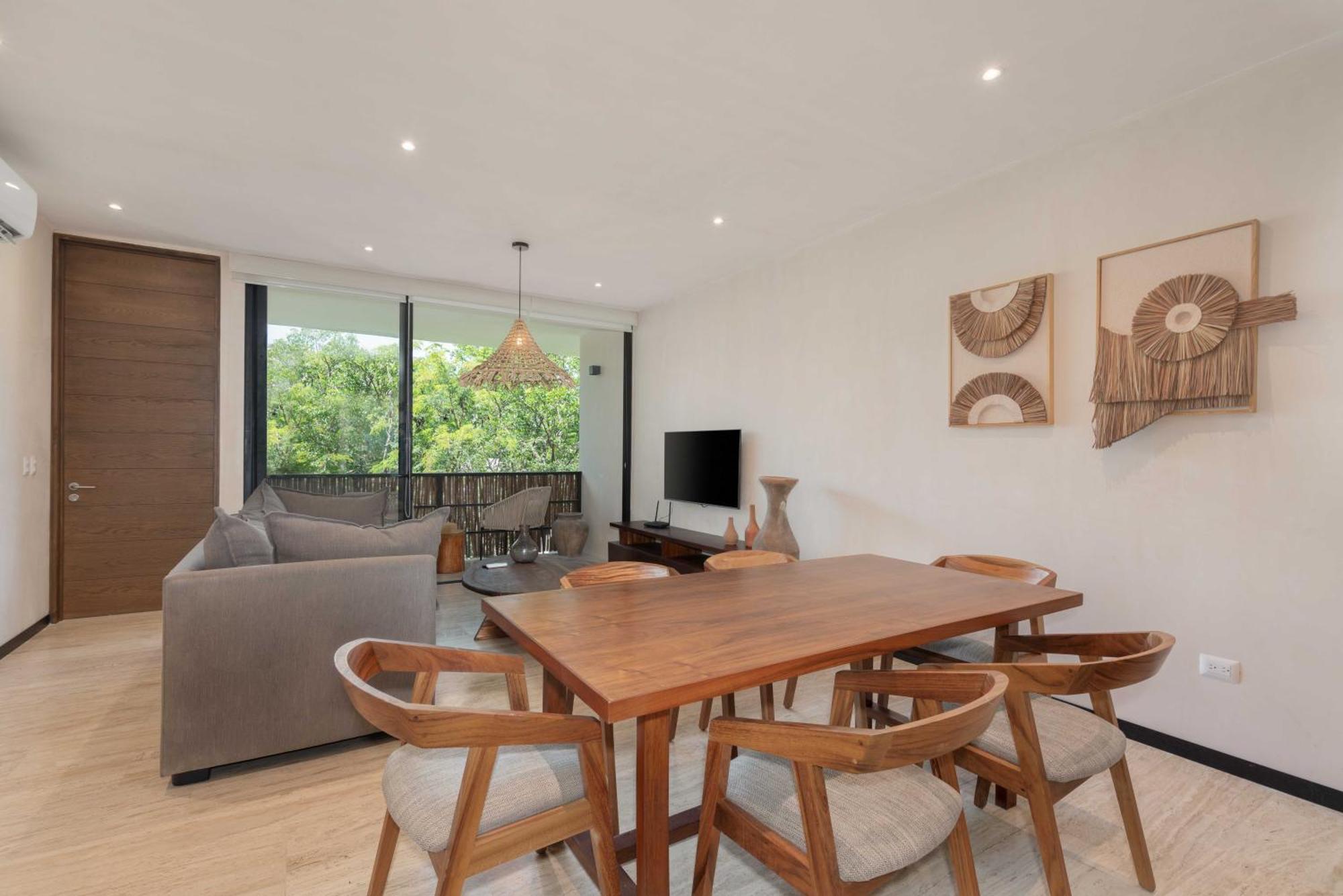 Extraordinary To Choose From Penthouse With Private Pool Or A 2br In Fully Equipped In Apartamento Tulum
