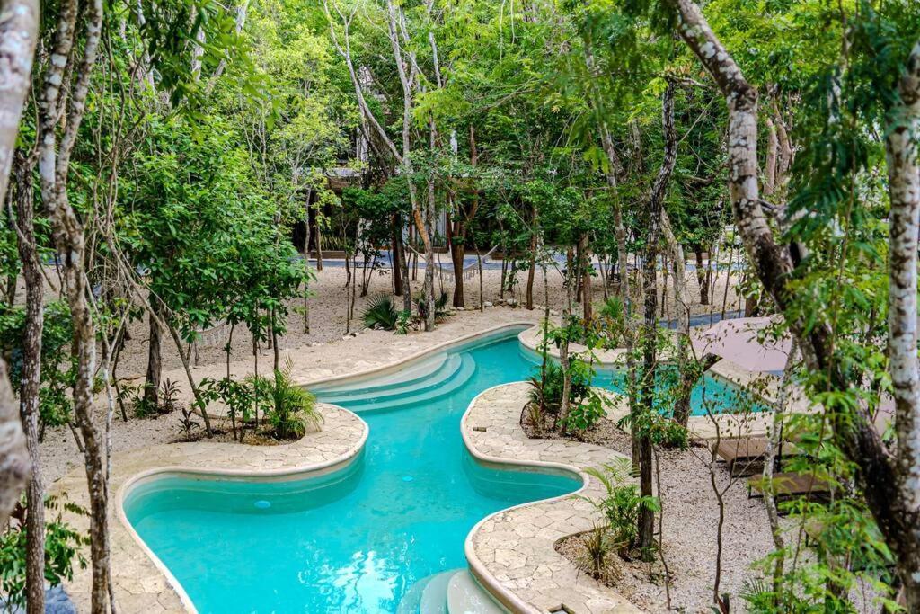 Private Pool & Bedroom Paradise