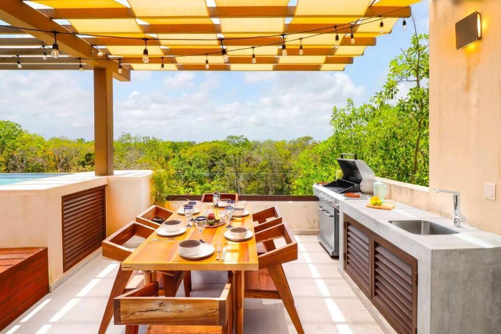 Private Pool Penthouse In 3 Bedrooms. Apartamento