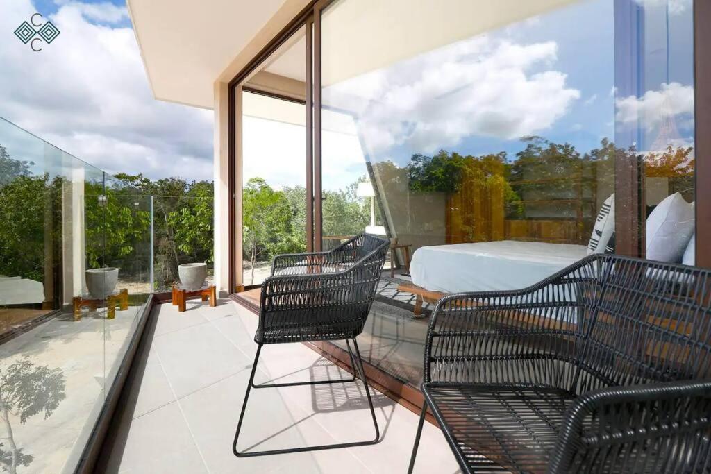 Private Pool Penthouse In 3 Bedrooms.
