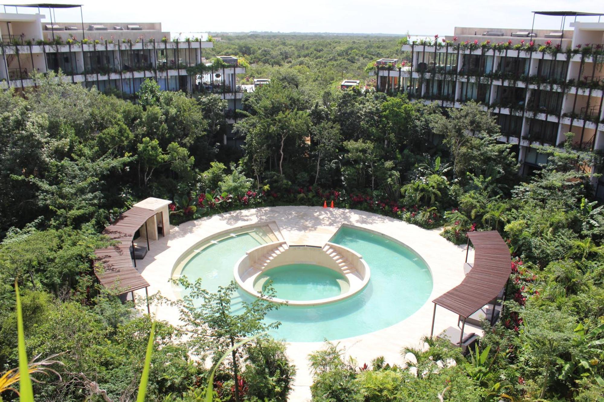 Temple Paradise Luxury 6 Min From