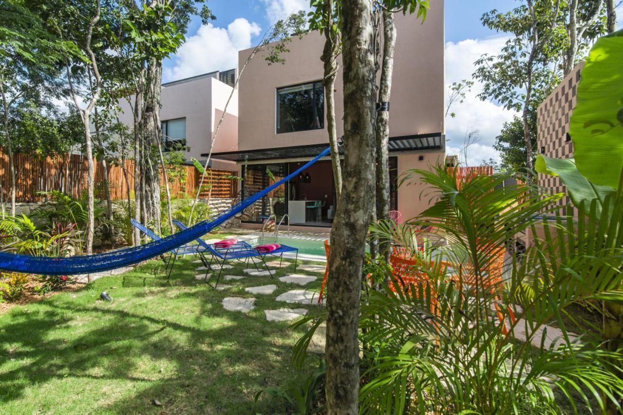 Shes Moody 3 Bed Penthouse With Yard Pools Rooftop Aircon 15 Minute Drive To The Сasa de vacaciones *