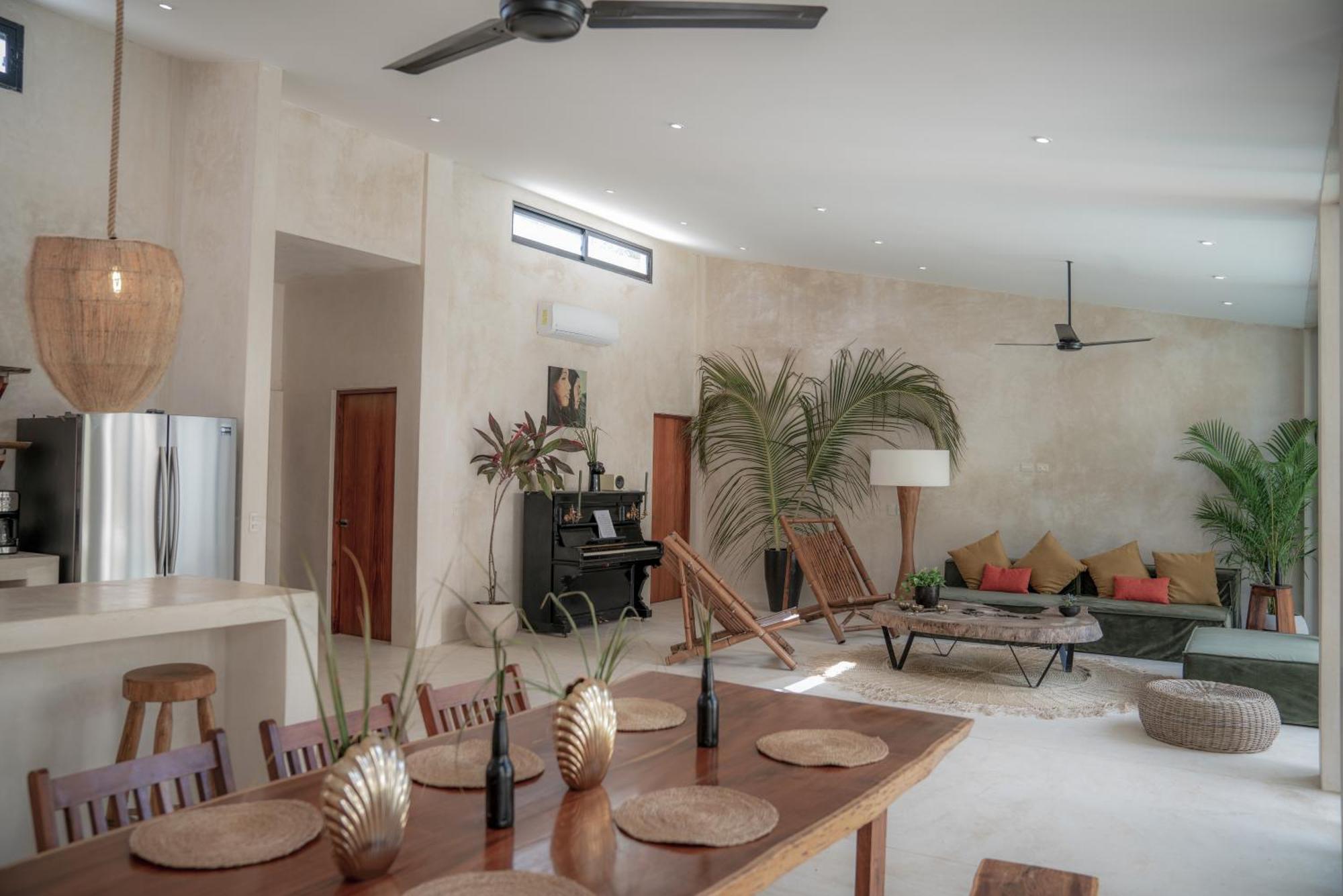 Villa Sotik House *