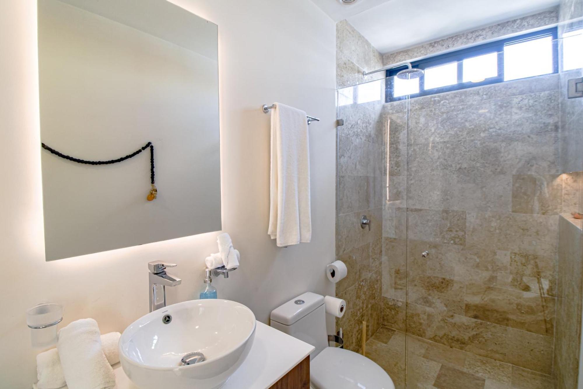 Giada Towers 313a