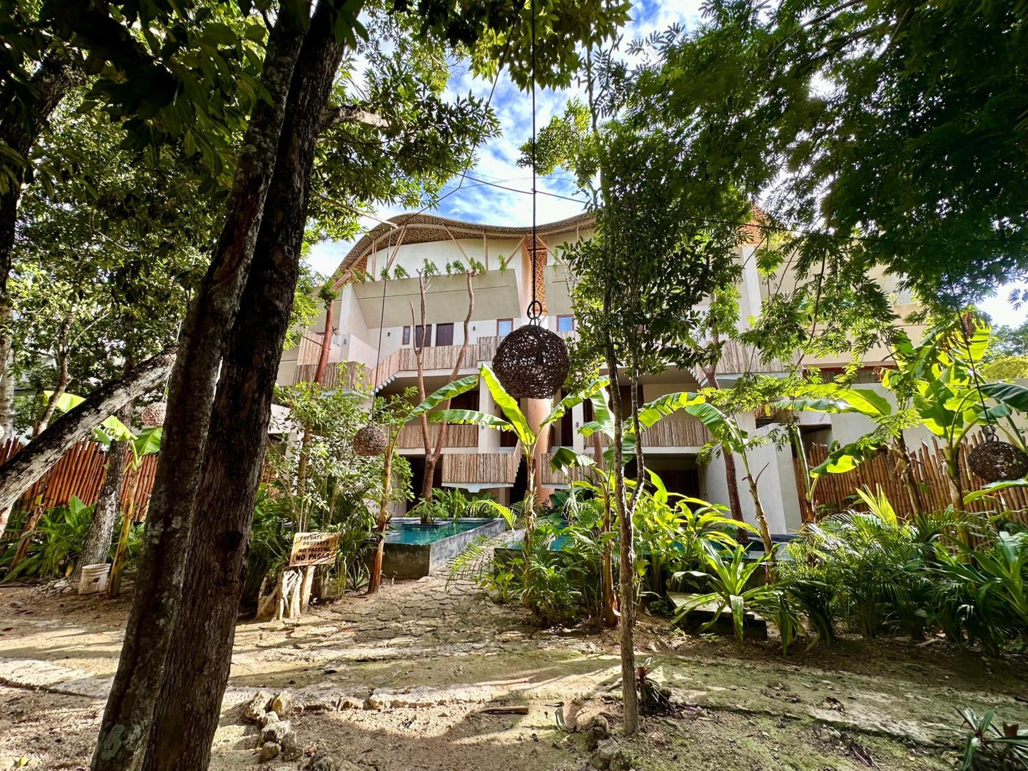 Condohotel Tsonot, En Luum Zama Apartahotel Tulum