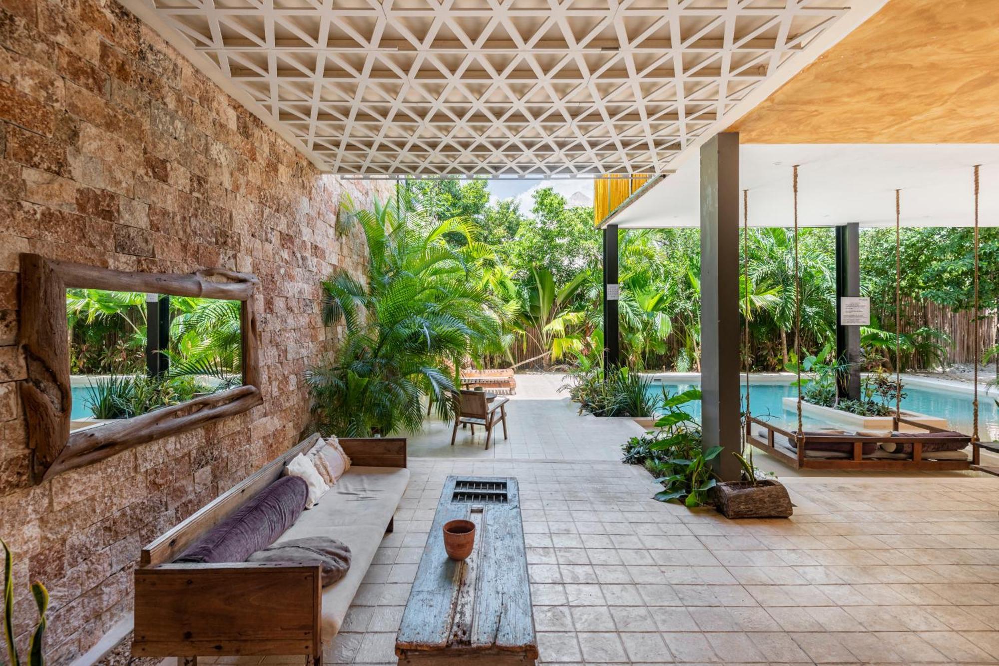Manor By The Spot Tulum