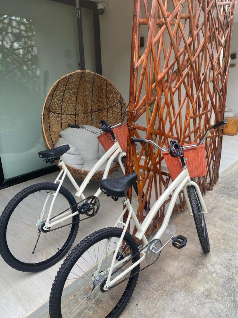 Retreat With Private Patio Tub & 2 Free Bikes *
