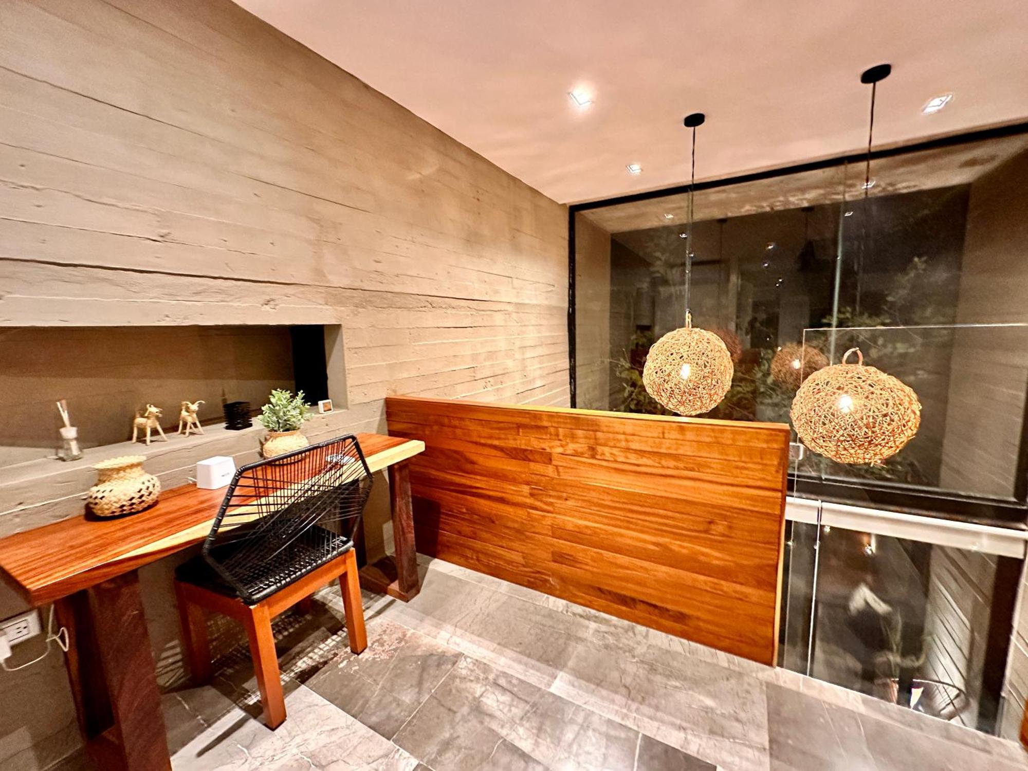 Lujoso Penthouse De Tres Pisos En Madara Apartamento *