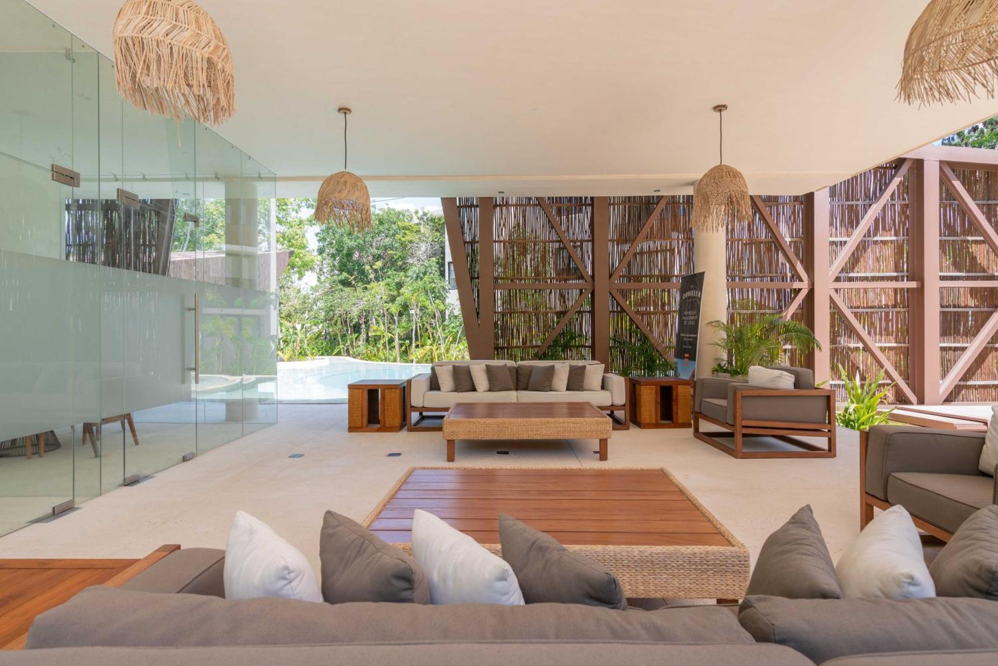Extraordinary To Choose From Penthouse With Private Pool Or A 2br In Fully Equipped In Apartamento Tulum