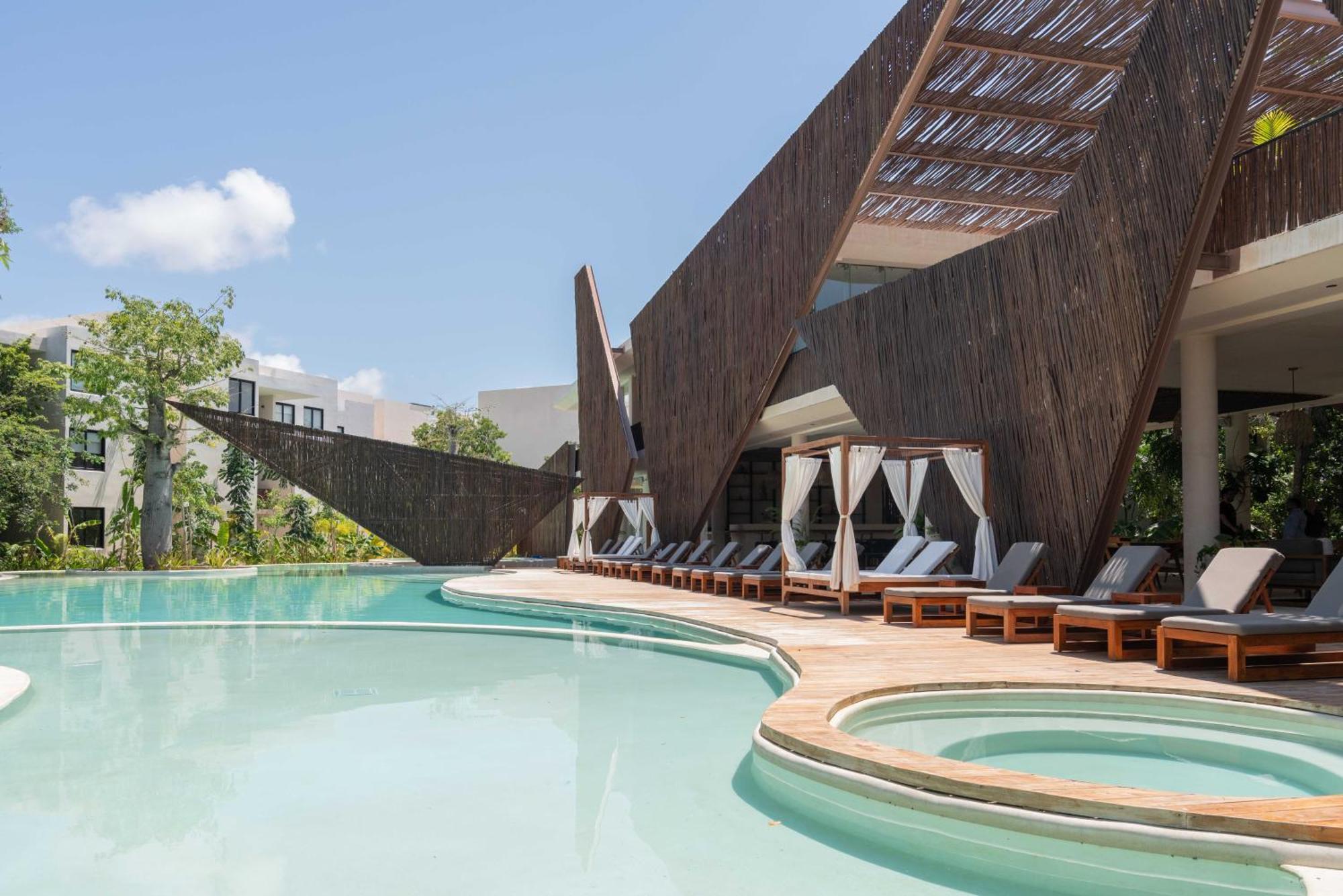 Extraordinary To Choose From Penthouse With Private Pool Or A 2br In Fully Equipped In Apartamento *