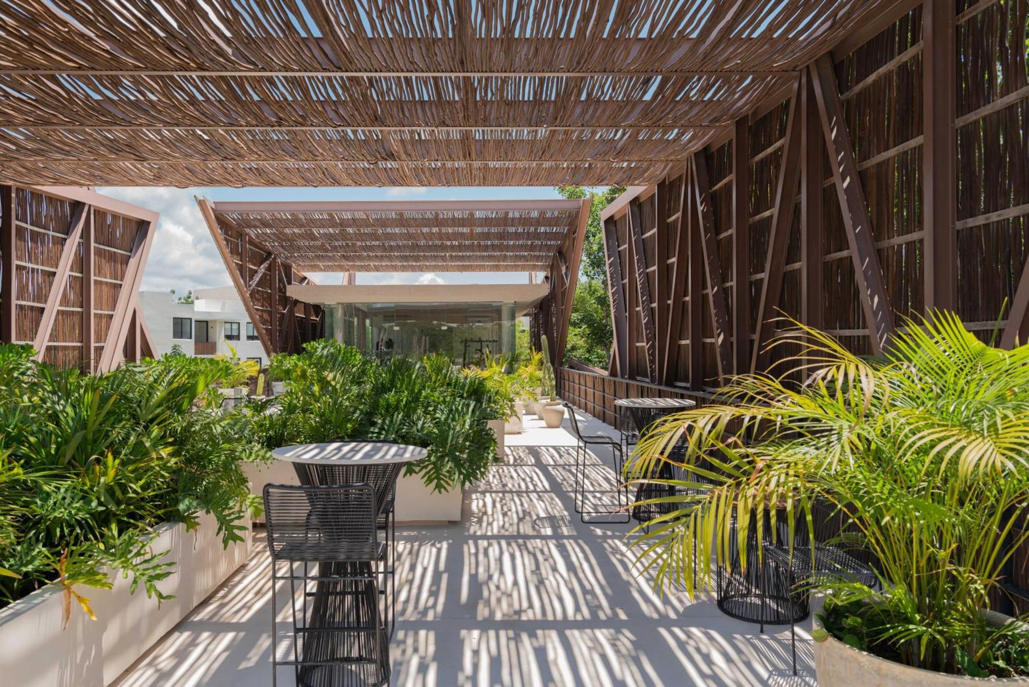 Extraordinary To Choose From Penthouse With Private Pool Or A 2br In Fully Equipped In Apartamento