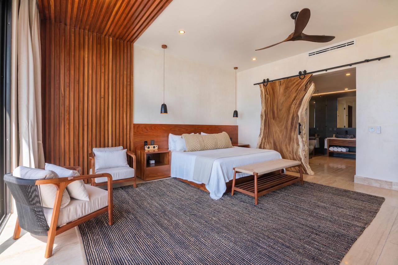 Tulumar Beachfront Luxury Villa- Full Service Villa *