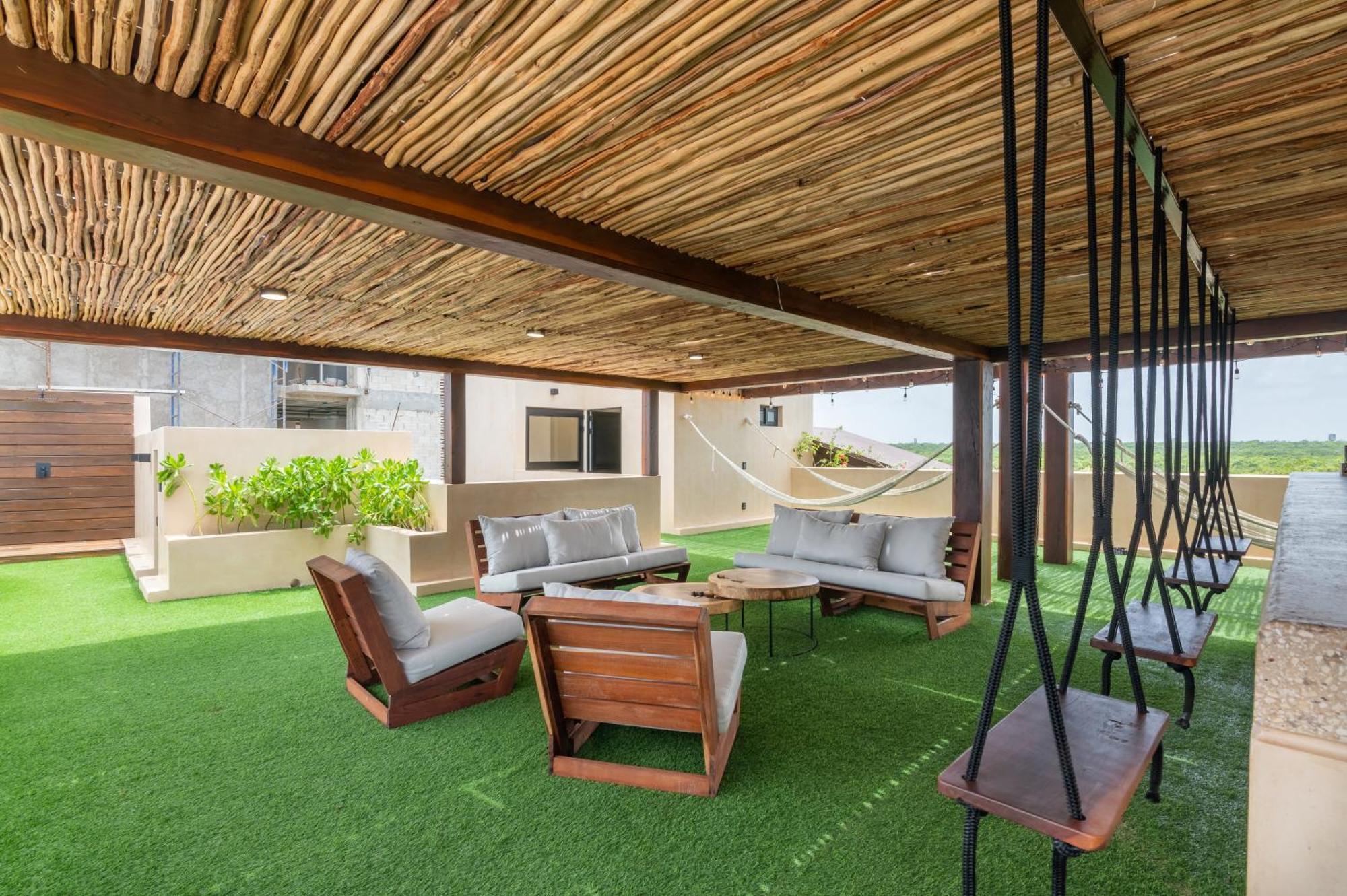 Tulumar Beachfront Luxury Villa- Full Service Villa