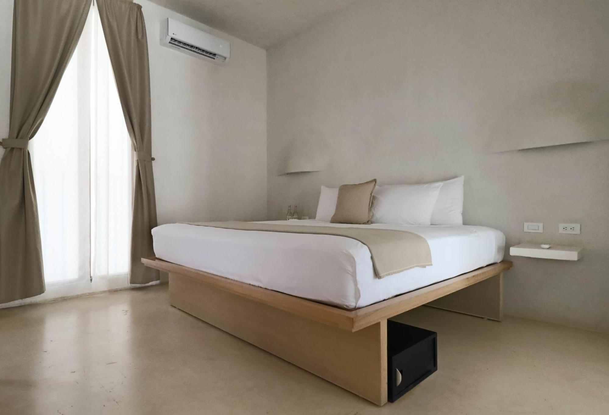 Panamera Hotel