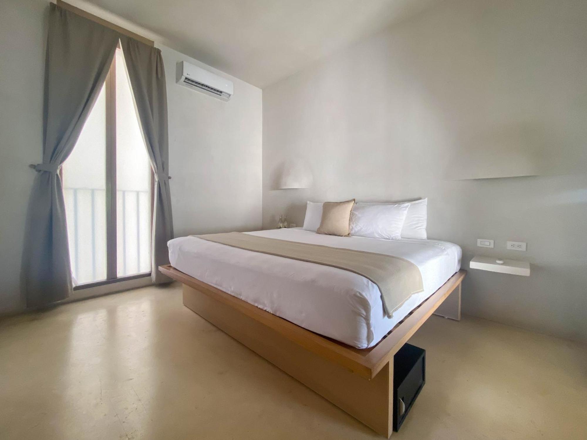 Panamera Hotel 4*