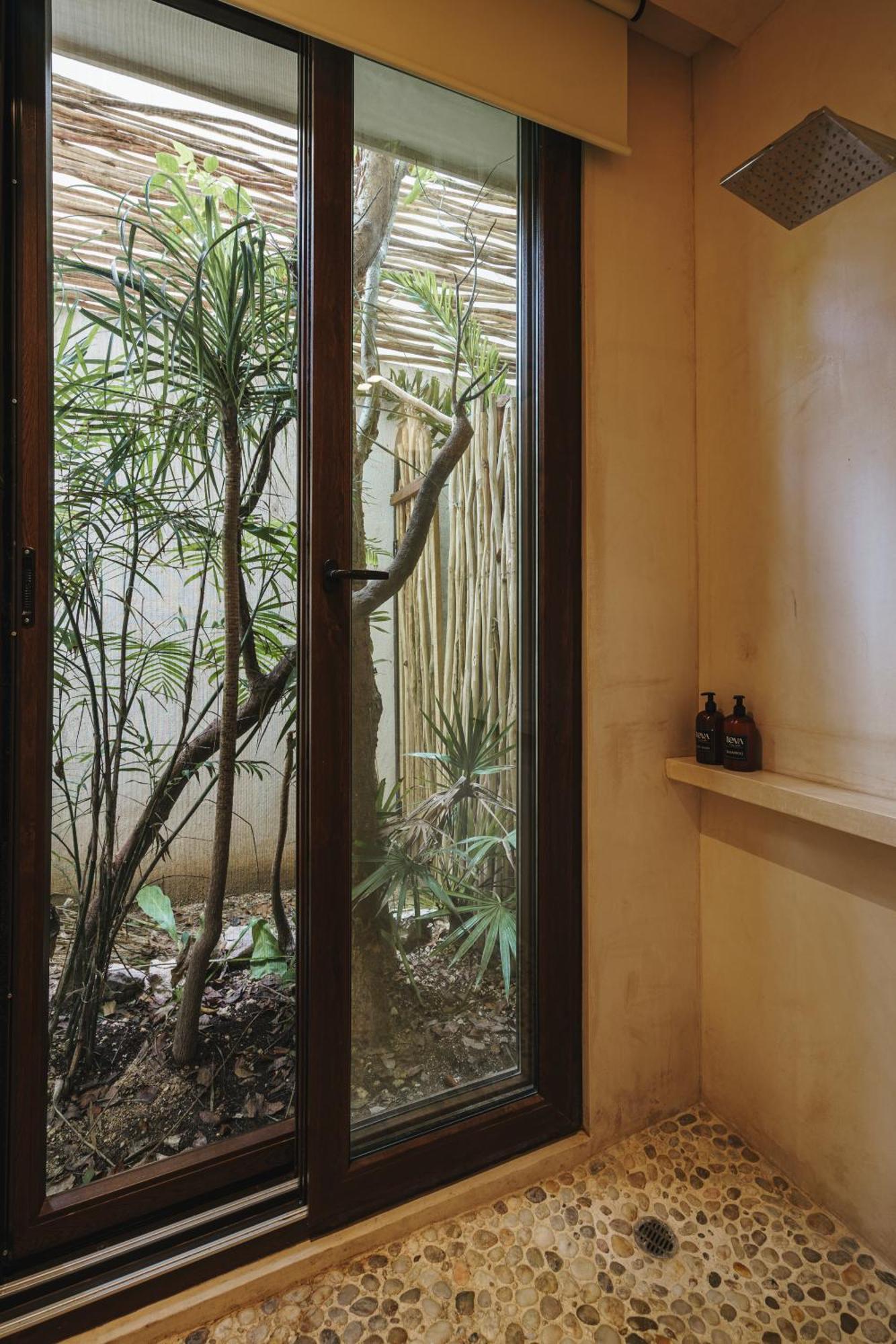 Teva Tulum, Aldea Zama