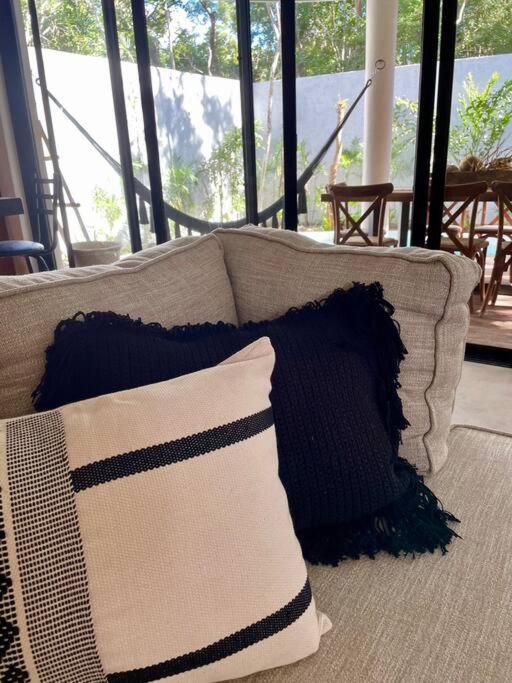 Casa Kuk, Stylish, At 5 Min, Pool, Concierge Villa